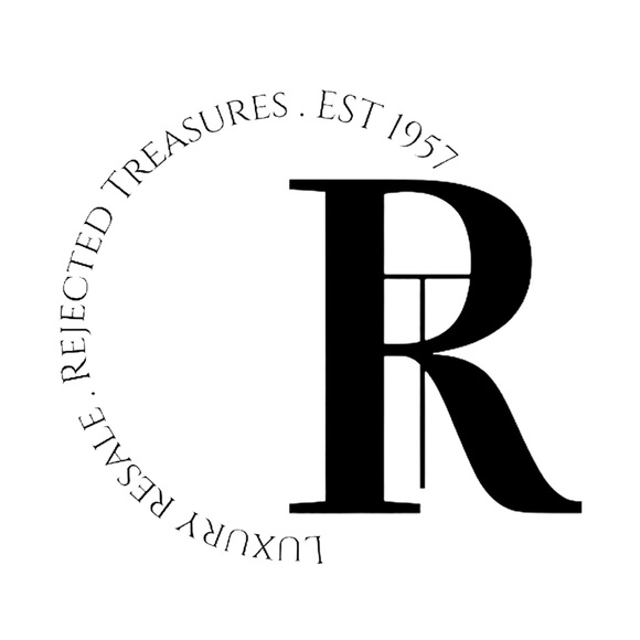 Meet your Posher, Jessica - Picture 2 of 11